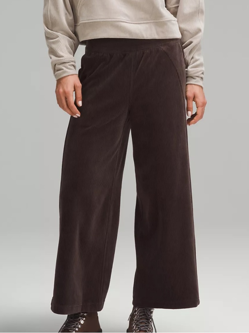 Lululemon Scuba Mid-Rise Pants Velvet Cord
